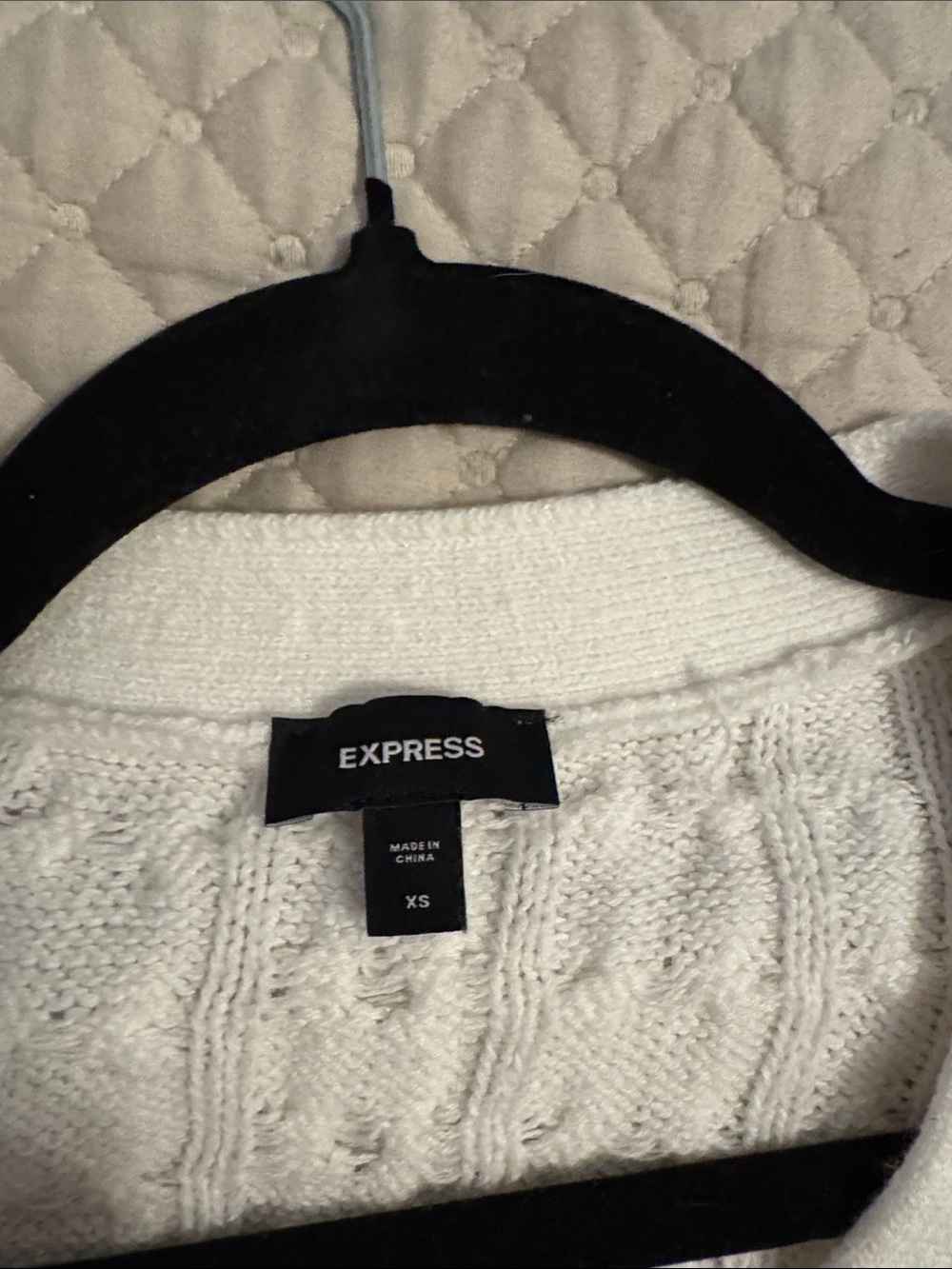 Express White Cable-Knit V-Neck Sweater with Black Bow Accents - Picture 2 of 2